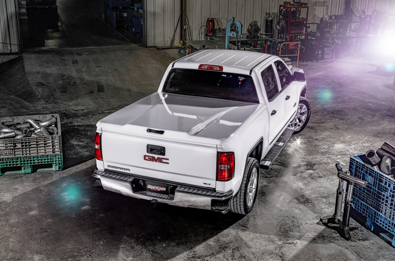 UnderCover 19-20 GMC Sierra 1500 (w/ MultiPro TG) 5.8ft Elite LX Bed Cover - Abalone White