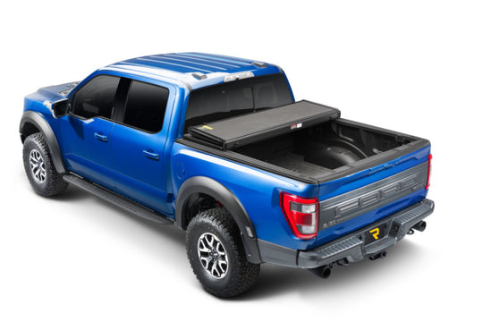 Extang 15-20 Ford F-150 (5ft. 7in. Bed) Solid Fold ALX