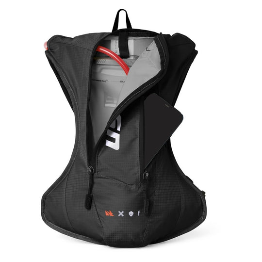 USWE Outlander Moto Hydration Pack 4L - Black