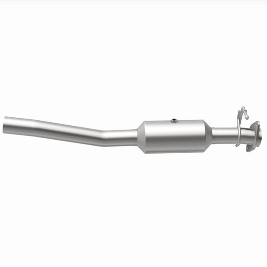 MagnaFlow 16-19 Ford F-53 V10 6.8L Underbody Direct-Fit Catalytic Converter