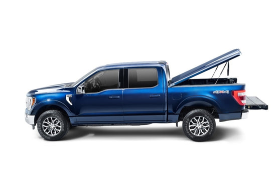 UnderCover 2021 Ford F-150 Crew Cab 5.5ft Elite LX Bed Cover - Velocity Blue