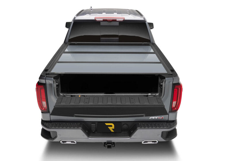 UnderCover 19-24 Chevy/GMC Silverado/Sierra 78in Fusion Bed Cover - Black