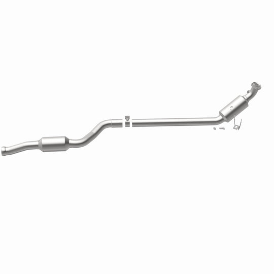 Magnaflow 12-16 E350 V6 3.5 OEM Underbody Direct Fit Converter