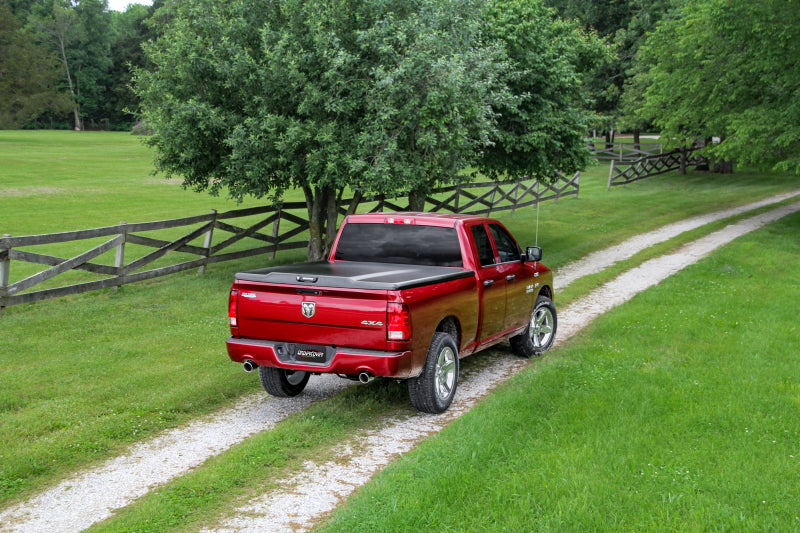 UnderCover 16-20 Toyota Tacoma 6ft Elite Bed Cover - Black Textured (Req Factory Deck Rails)