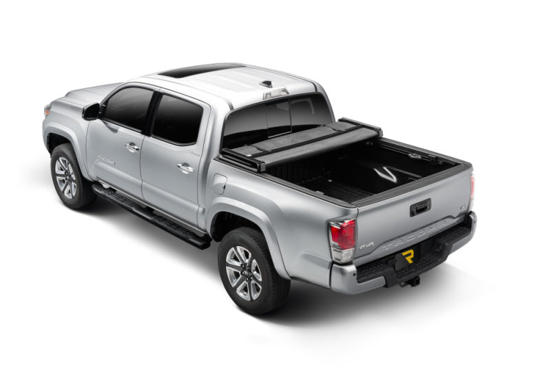 Extang 2022 Toyota Tundra (5ft 6in) works with rail system Trifecta 2.0