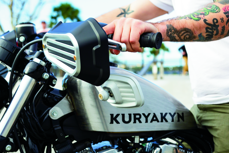 Kuryakyn Dillinger Handguards Silver