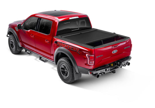 Roll-N-Lock 21-23 Isuzu D-Max CC/DC 4ft 10in Bed M-Series Tonneau Cover