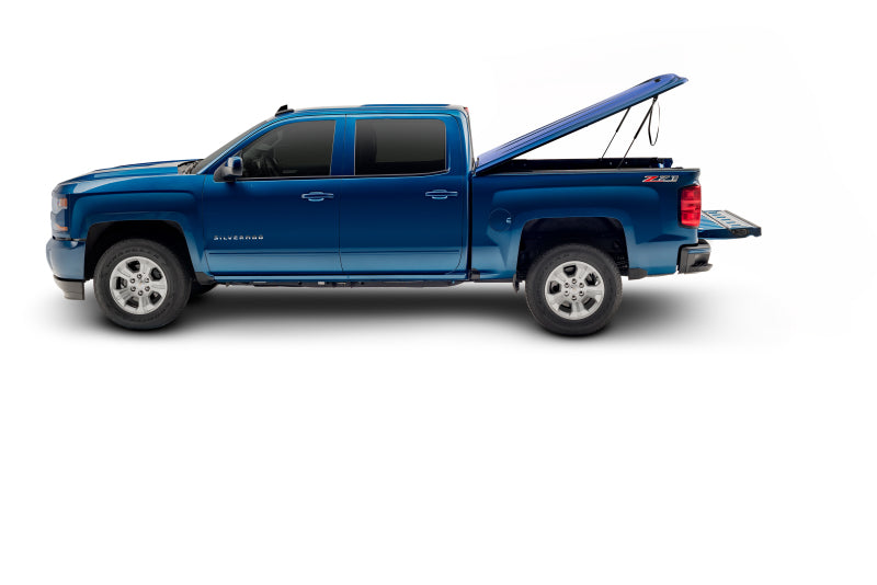 UnderCover 18-20 Toyota Tundra 5.5ft Lux Bed Cover - Calvary Blue