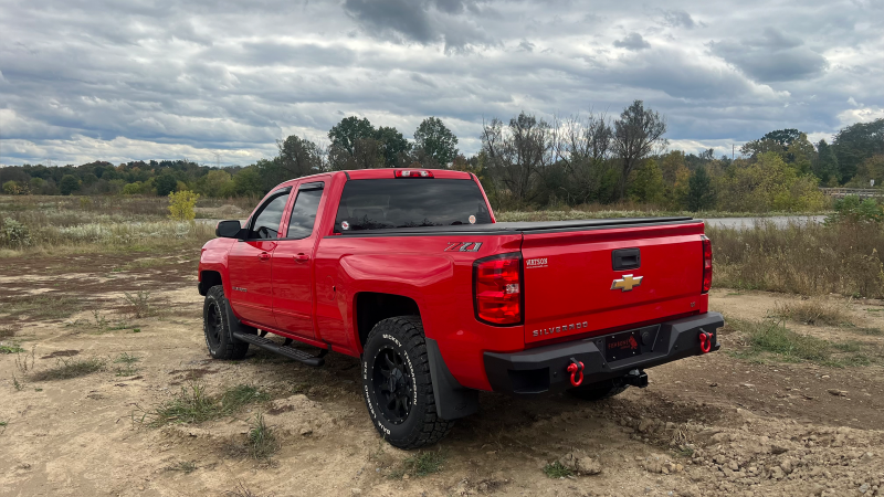 Fishbone Offroad 07-18 Chevrolet Silverado 1500/2500/3500 Double Cab Oval Side Steps -Black Textured