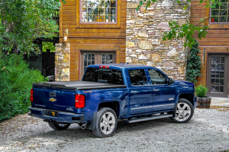 UnderCover 19-20 GMC Sierra 1500 (w/o MultiPro TG) 5.8 ft Elite Bed Cover - Black Textured