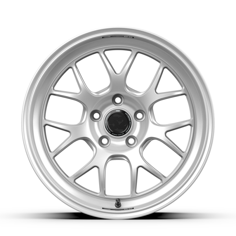 fifteen52 Apex RSR 18x9.5 5x120 22mm ET 72.56mm Center Bore Radiant Silver