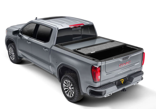 UnderCover 2018 Chevy/GMC Silverado/Sierra 68.4in Fusion Bed Cover - Glory Red