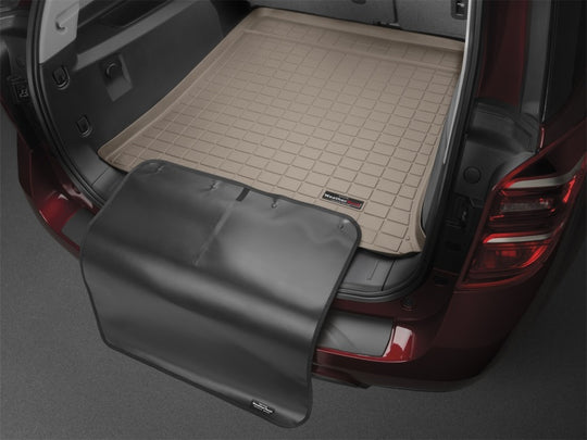 WeatherTech 22-23 Land Rover Range Rover 5 Psgr/Std Wheelbase Cargo Liner w/Bumper Protector - Tan