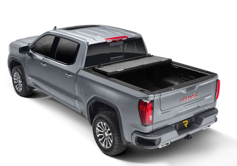 UnderCover 19-20 Chevy/GMC Silverado/Sierra 69.6in Fusion Bed Cover - Deep Ocean Blue