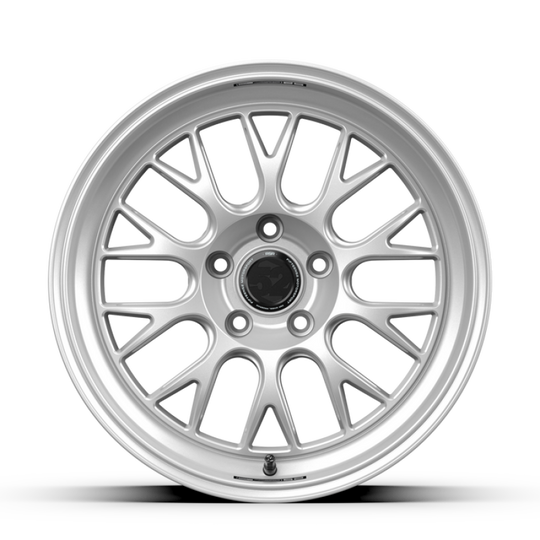 fifteen52 Holeshot RSR 18x10.5 5x120 25mm ET 72.56mm Center Bore Radiant Silver