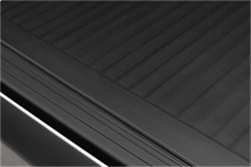 Roll-N-Lock 15-19 Chevrolet Colorado/GMC Canyon 71-1/2in A-Series Retractable Tonneau Cover