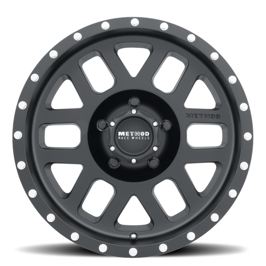 Method MR306 Mesh 17x8.5 0mm Offset 5x4.5 83mm CB Matte Black Wheel