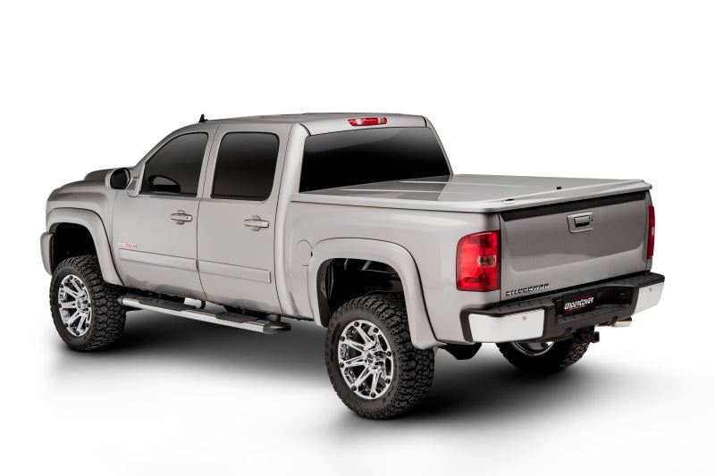 UnderCover 19-20 Chevy Silverado 1500 5.8ft Lux Bed Cover - North Sky Blue Metallic