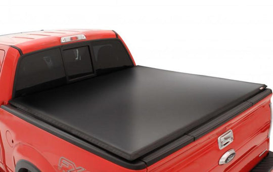 Lund 15-18 Ford F-150 (5.5ft. Bed) Genesis Tri-Fold Tonneau Cover - Black