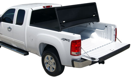 Tonno Pro 04-14 Chevy Colorado 5ft Styleside Tonno Fold Tri-Fold Tonneau Cover