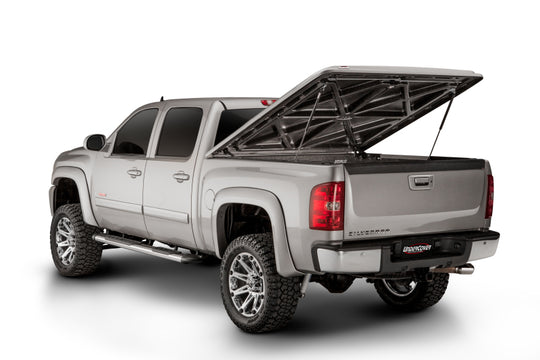 UnderCover 07-13 Chevy Silverado 1500 5.8ft Lux Bed Cover - Stealth Gray