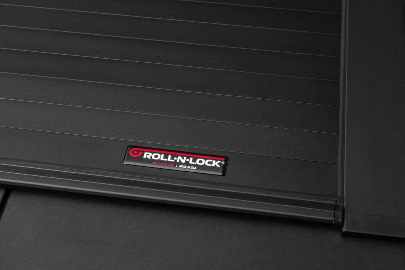 Roll-N-Lock 2020 GM Silverado / Sierra 2500/3500 6ft 10in Bed A-Series Retractable Tonneau Cover