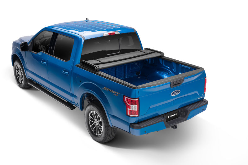 Lund 15-18 Ford F-150 (6.5ft. Bed) Genesis Elite Tri-Fold Tonneau Cover - Black