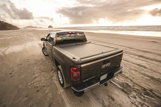 Roll-N-Lock 15-18 Ford F-150 SB 77-3/8in A-Series Retractable Tonneau Cover