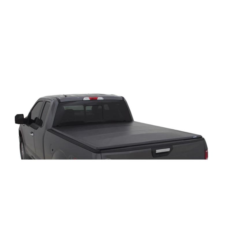 Lund 04-17 Nissan Titan (5.5ft. Bed w/Titan Box) Genesis Tri-Fold Tonneau Cover - Black