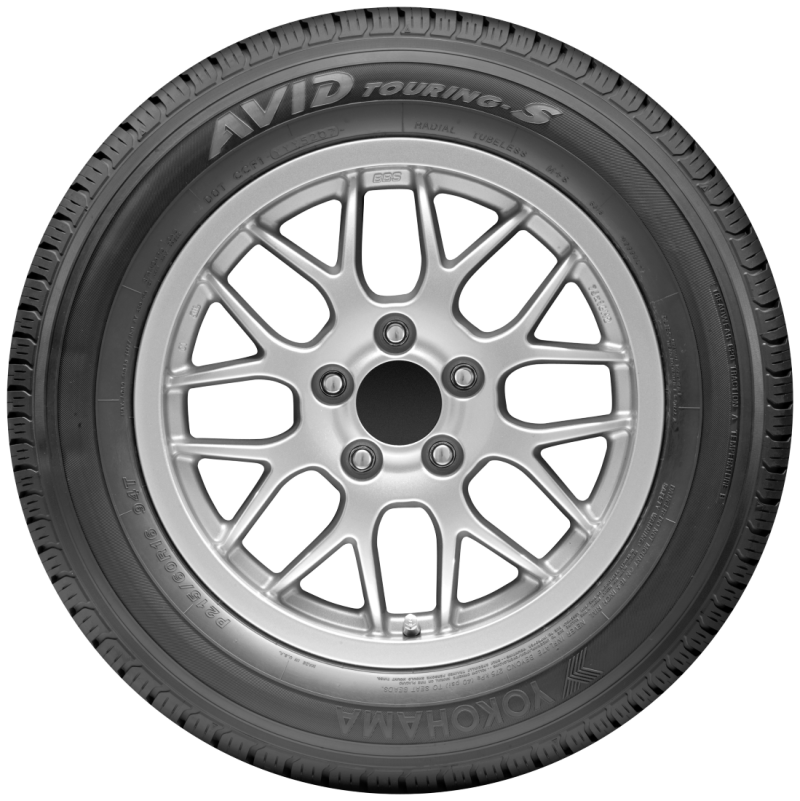 Yokohama Avid Touring-S Tire - P235/70R16 104T