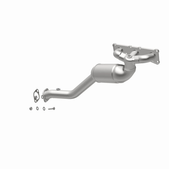 MagnaFlow Conv DF BMW 08-13 128i/07-13 328i/07-08 328Xi/06 325i/325iX/330i/300Xi 3.0L Front Manifold