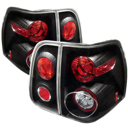 Spyder Lincoln Navigator 03-06 Euro Style Tail Lights Black ALT-YD-LN03-BK