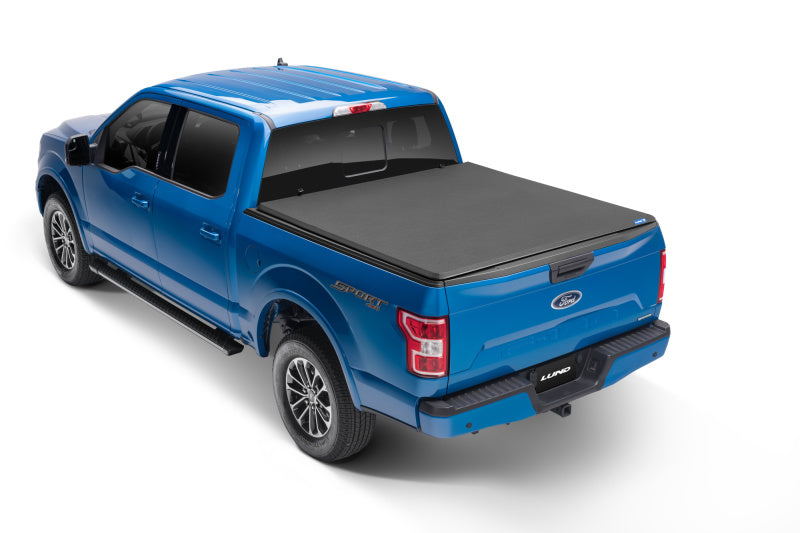 Lund 99-17 Ford F-250 Super Duty (6.5ft. Bed) Genesis Elite Tri-Fold Tonneau Cover - Black