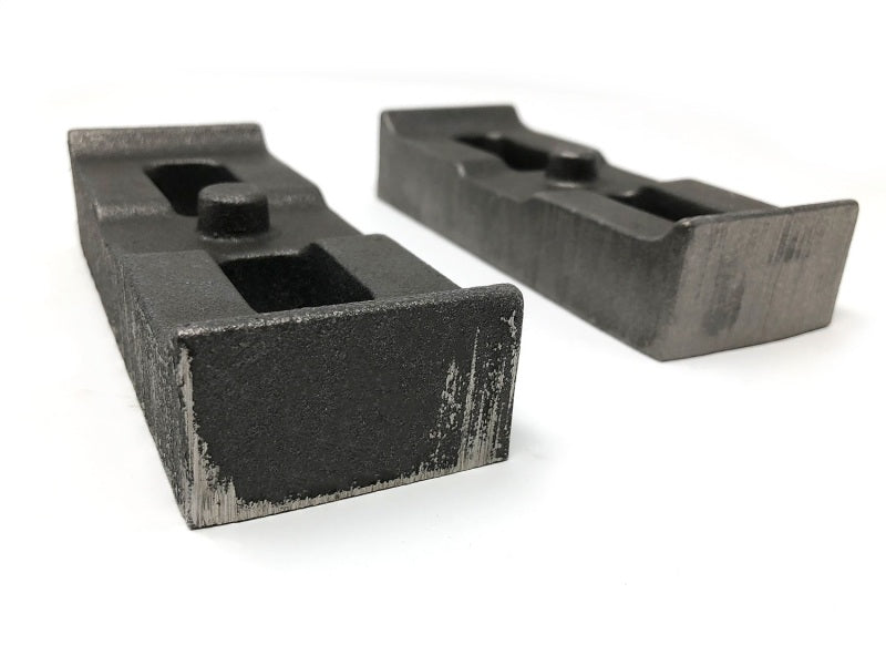 Tuff Country 01-10 GMC Sierra 2500HD/3500 4wd 1in Cast Iron Lift Blocks Pair