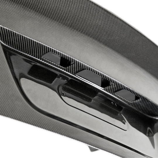 Seibon 97-03 BMW 5 Series (E39) CSL-Style Carbon Fiber Trunk/Hatch