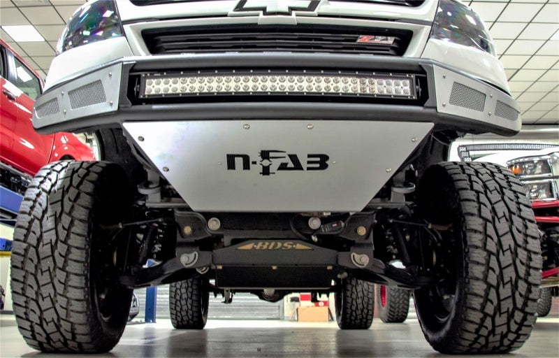 N-Fab M-RDS Front Bumper 15-17 Chevy Colorado - Tex. Black w/Silver Skid Plate