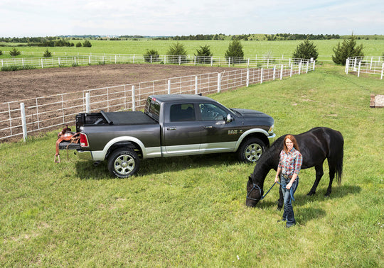 Truxedo 08-15 Nissan Titan w/o Track System 7ft TruXport Bed Cover