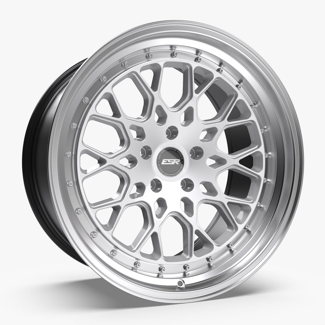 CS3 19X9.5 5X120.6 (CUSTOM DRILL) +22 HYPER SILVER FACE MACHINED LIP