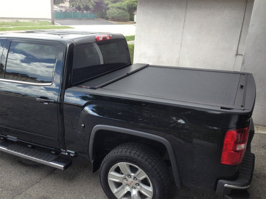 Roll-N-Lock 17-19 Ford F-250/F-350 Super Duty SB 80-9/16in M-Series Retractable Tonneau Cover