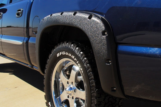 Lund 99-07 Chevy Silverado 1500 RX-Rivet Style Smooth Elite Series Fender Flares - Black (2 Pc.)