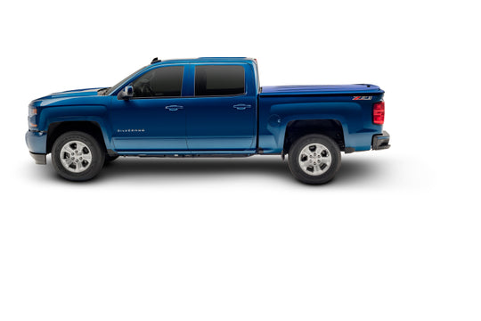 UnderCover 16-17 Chevy Silverado 1500-3500HD 6.5ft Bed Cover - Limited Edition Crimson Red